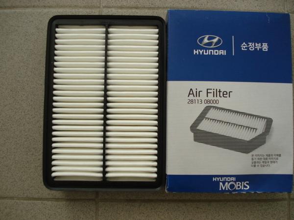 Воздушный фильтр двигателя киа. Фильтр воздушный Хендай Туссан 2.0. Воздушный фильтр Хендай Туксон 2.0. Kia Sportage 2 фильтр воздушный. Фильтр воздушный Туссан 2.0 бензин 2008.